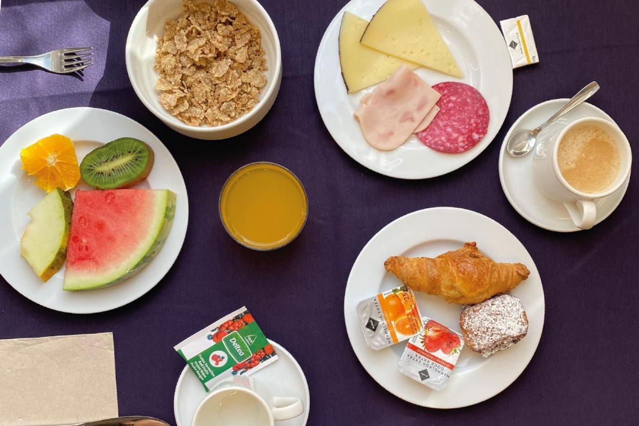 Onix Liceo Hotel Barcelona Eksteriør billede